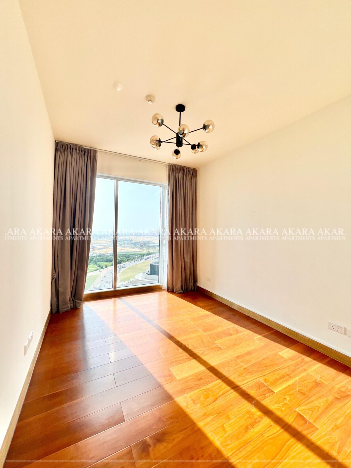 Shangri-La – 04 Rooms Unfurnished Apartment